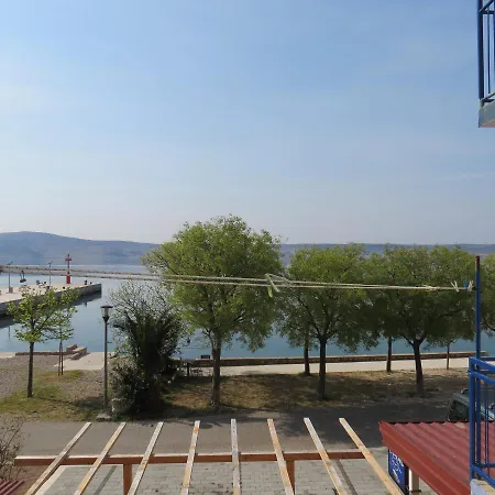 Delfin Starigrad Paklenica
