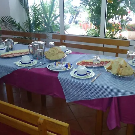 Delfin Panzió Starigrad-Paklenica