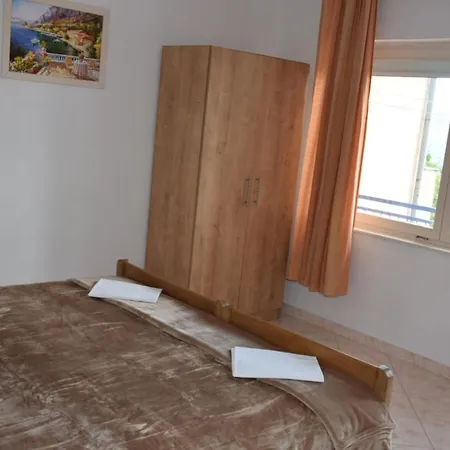 Delfin Panzió Starigrad-Paklenica